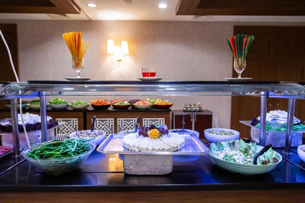 Spa Hotel Colossae Thermal Karahayit  Εξωτερικό φωτογραφία A salad bar