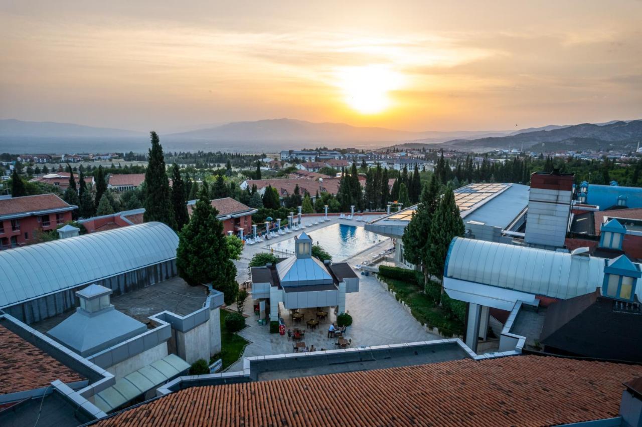 Spa Hotel Colossae Thermal Karahayit  Εξωτερικό φωτογραφία The University of Patras